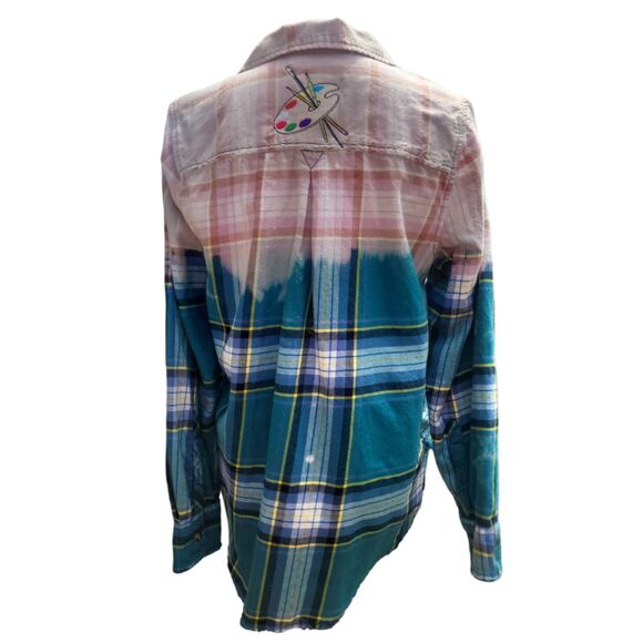 UPCYCLED Flannel | Large - Picture 1 of 7